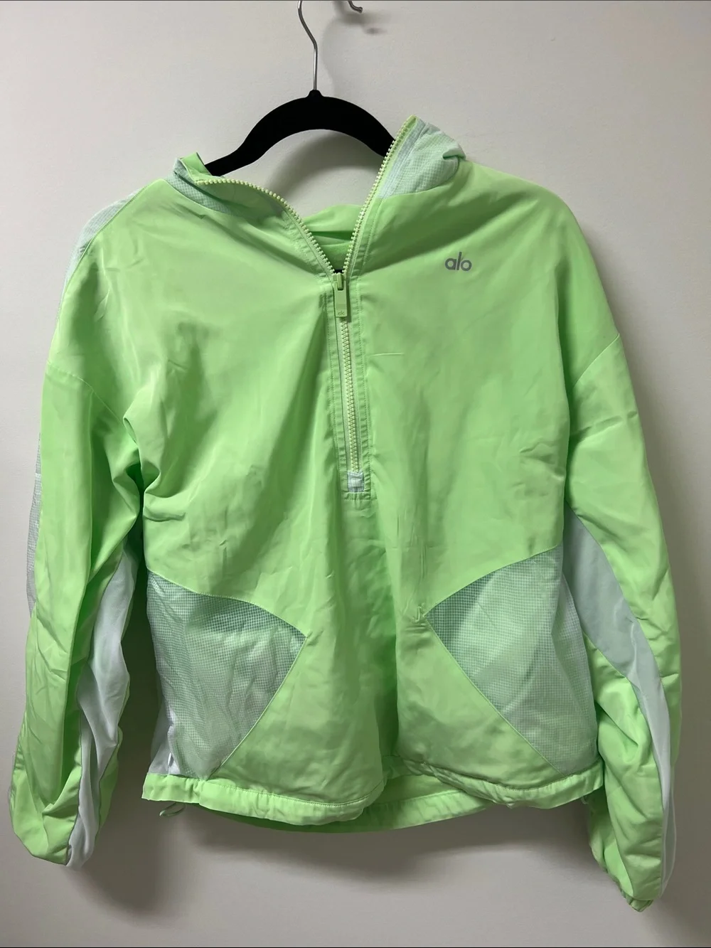 ALO Yoga Neon Green Pullover